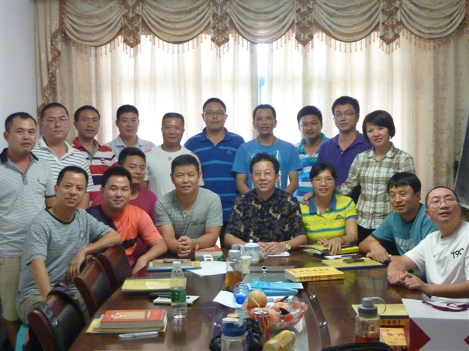 海真國學(xué)易經(jīng)培訓(xùn)五行八字速成（特色初級(jí)班）第一期于海口市玉龍灣開課！